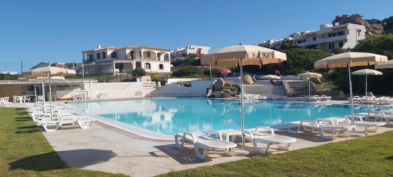 Residence Baia Santa Reparata Santa Teresa Gallura Exterior foto