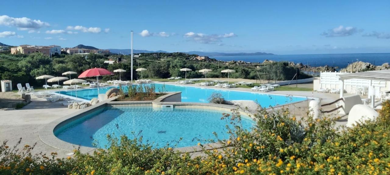 Residence Baia Santa Reparata Santa Teresa Gallura Exterior foto
